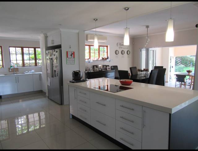 4 BEDROOM FREESTANDING SOLD IN COWIES HILL